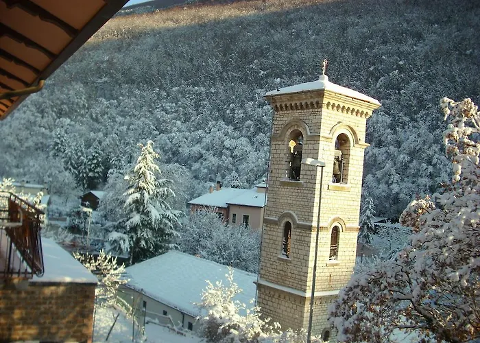Albergo La Casa Nel Bosco